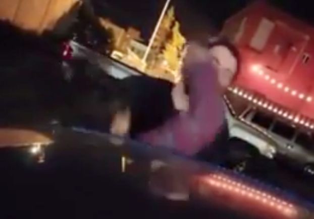 Girl Gets Slept After Throwing A Thousand Punches On Man’s Face!