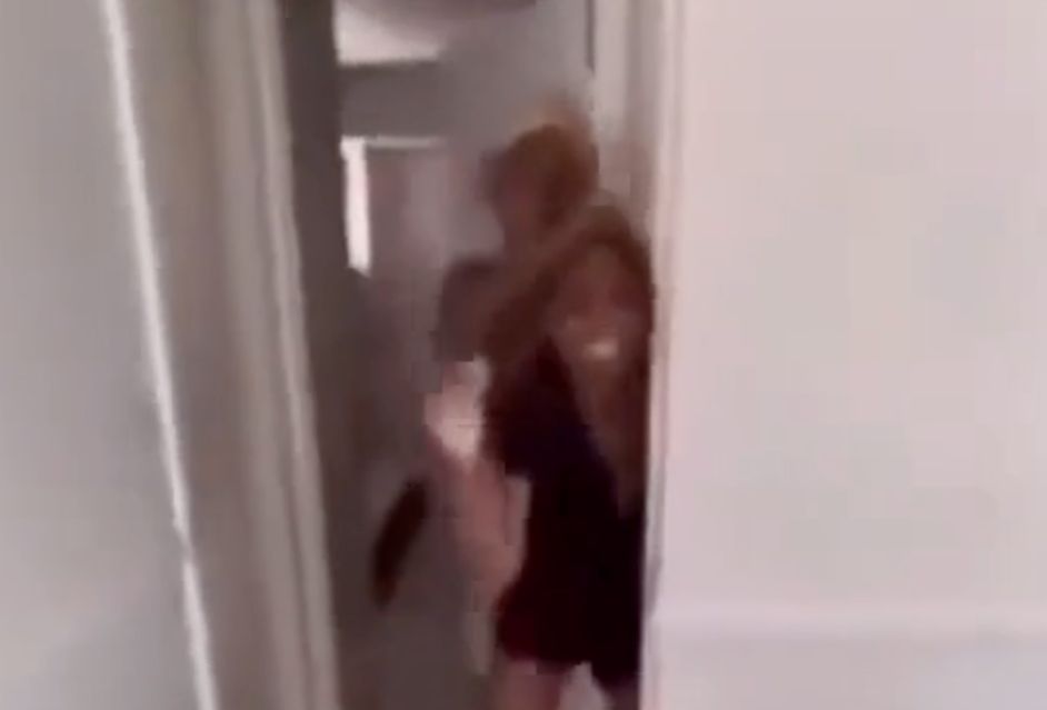 Mom Finds Out Her Daughter Has An Onlyfans Account And Goes Ham!