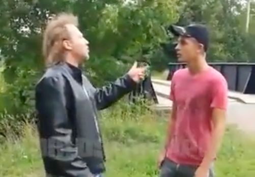 Son Reunites With Abusive Father Who Beat His Mother & Waterboarded Him As A Baby!